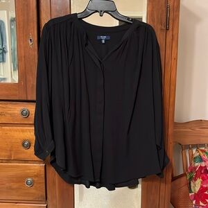 Black Flowy Top NWOT